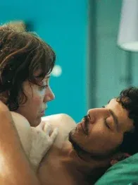 Derrière les palmiers Bande-annonce officielle [VF]