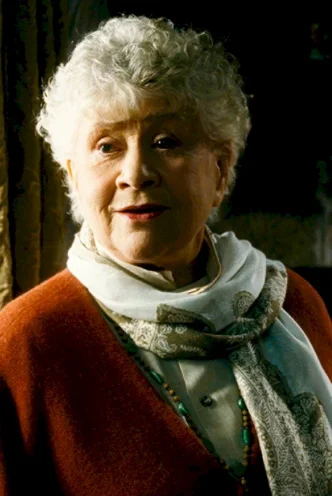 Joan Plowright photo