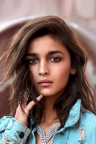  Alia Bhatt photo