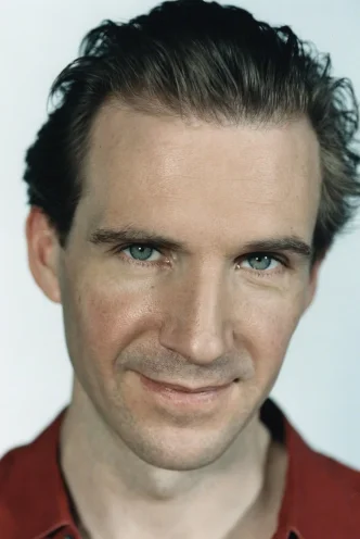 Ralph Fiennes photo