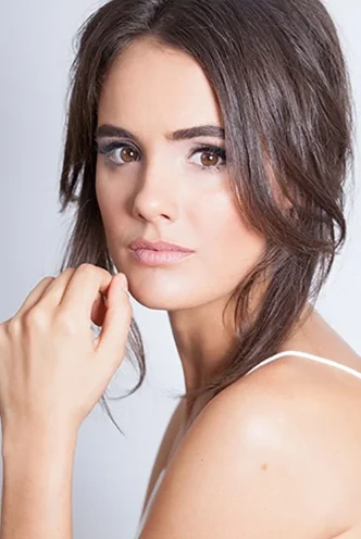  Cassie Howarth photo