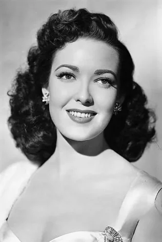Linda Darnell photo