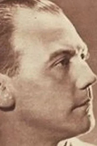  Albert Valentin photo