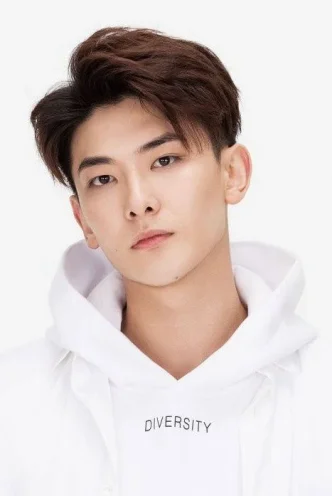  Richards Wang photo